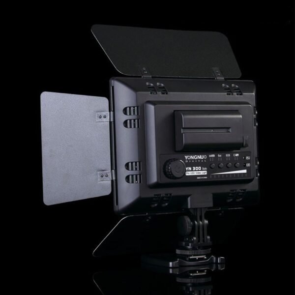 YONGNUO YN300 Video Light - Image 2